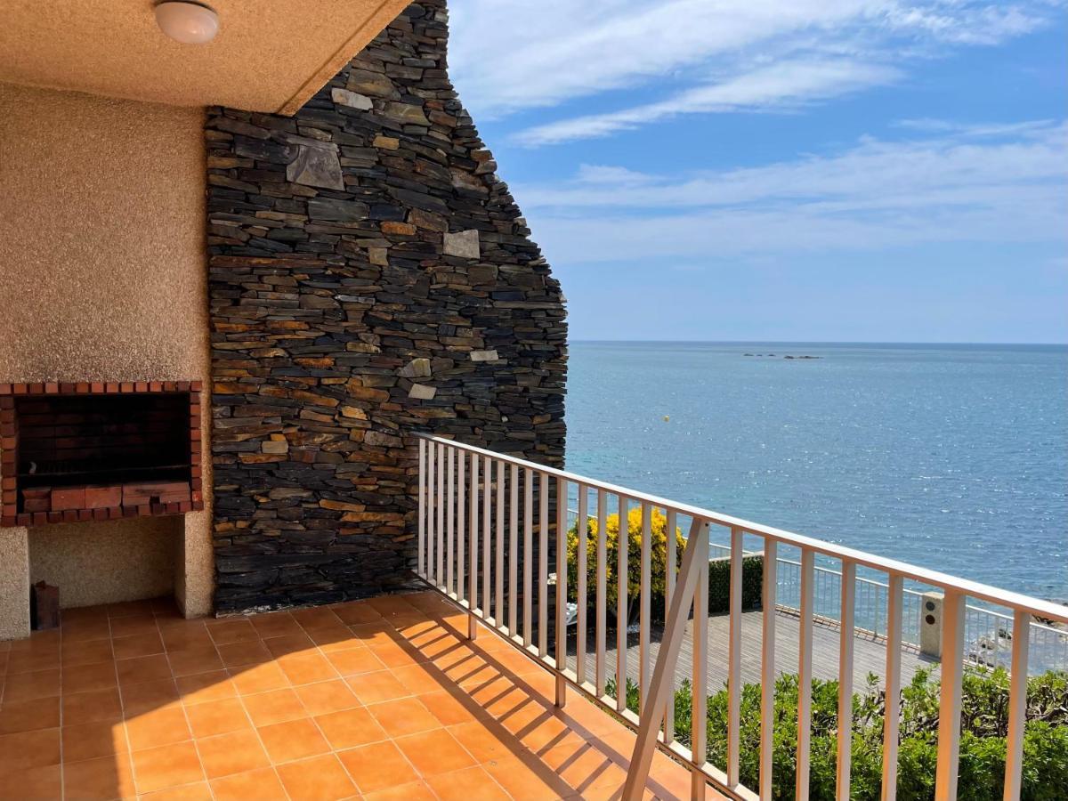 Luminoso Apartamento Frente Al Mar Con Piscina Rosas Exterior foto