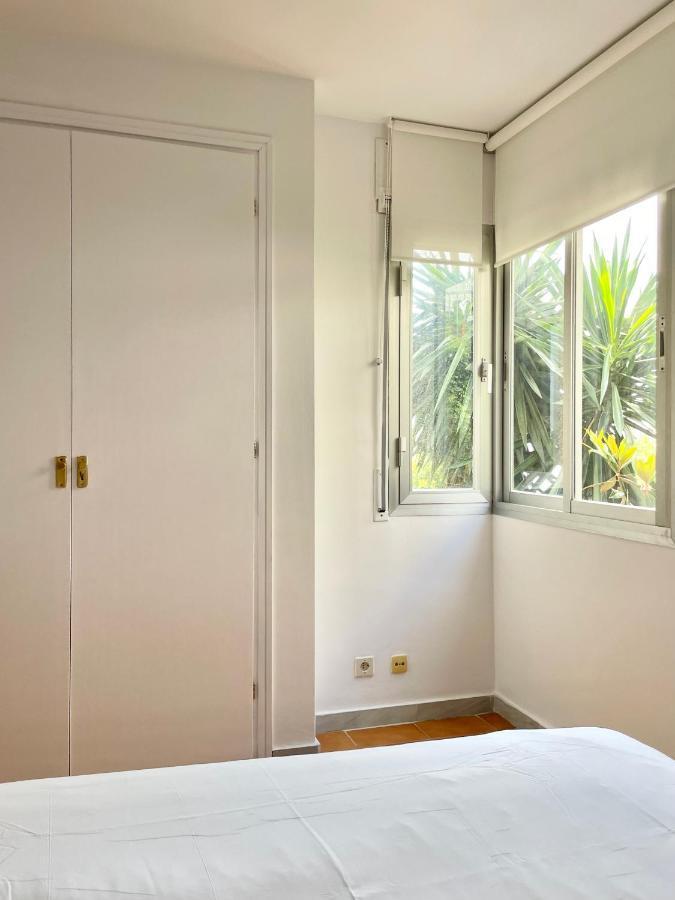 Luminoso Apartamento Frente Al Mar Con Piscina Rosas Exterior foto